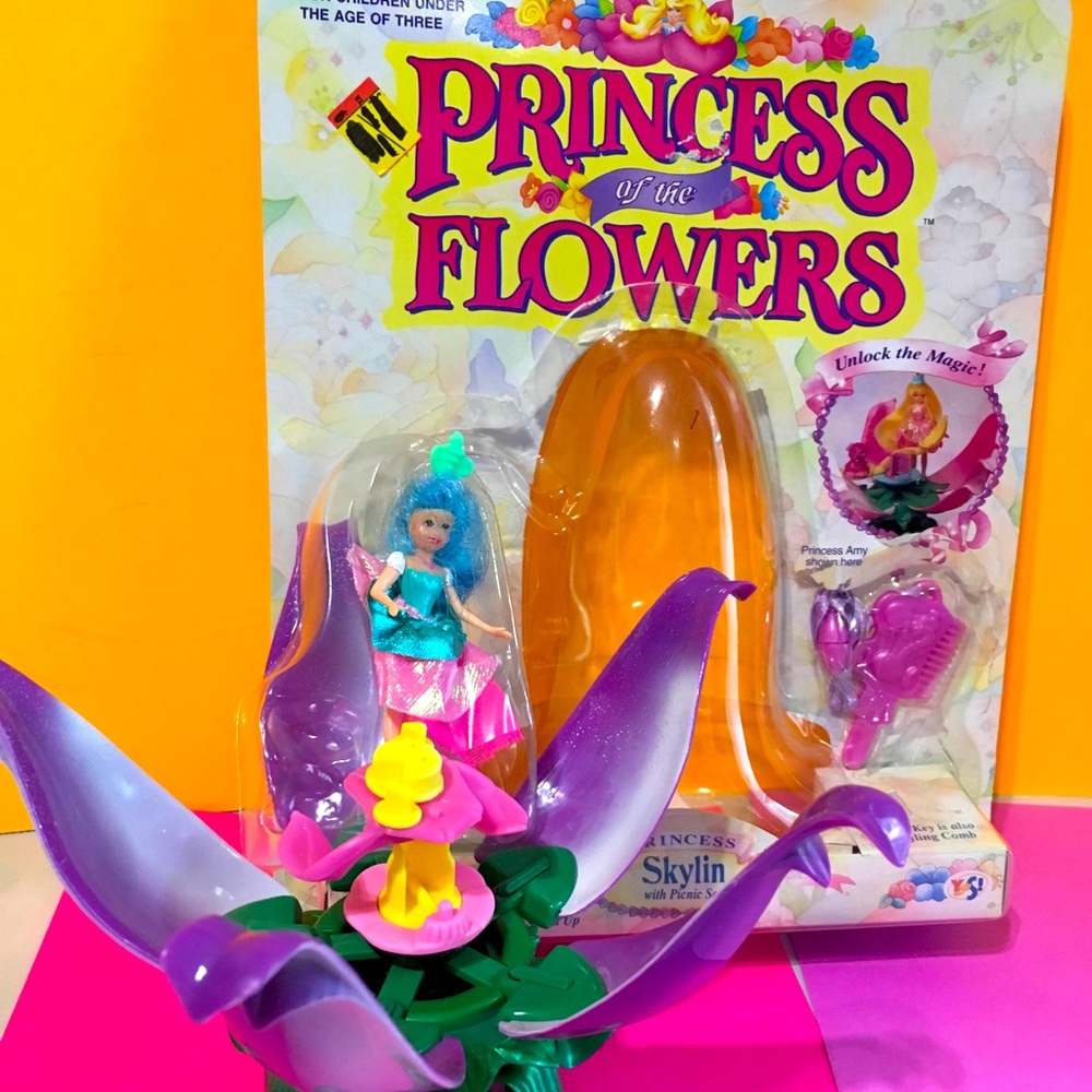 PRINCESS OF THE FLOWERS SKYLIN- Picnic Set